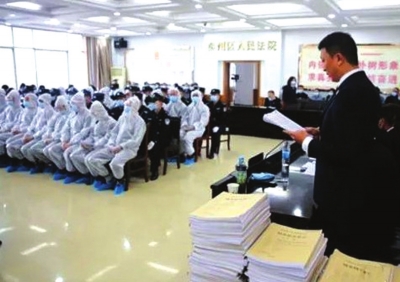 天水秦州區(qū)開審18人涉惡案 被控涉嫌敲詐勒索、尋釁滋事、開設(shè)賭場等