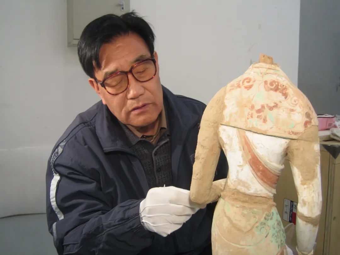 【中央媒體看甘肅】守護(hù)千年敦煌，他只覺(jué)一生太短……