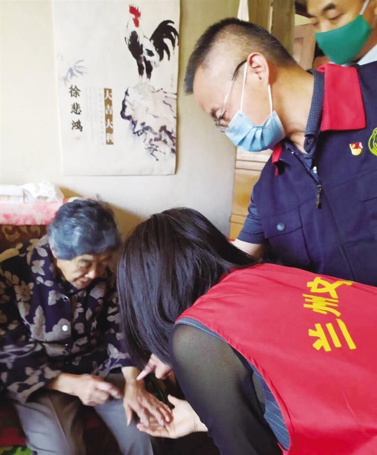 在公益志愿服務(wù)中踐行初心使命——記中國好人、城關(guān)區(qū)一方公益慈善協(xié)會黨支部書記高平