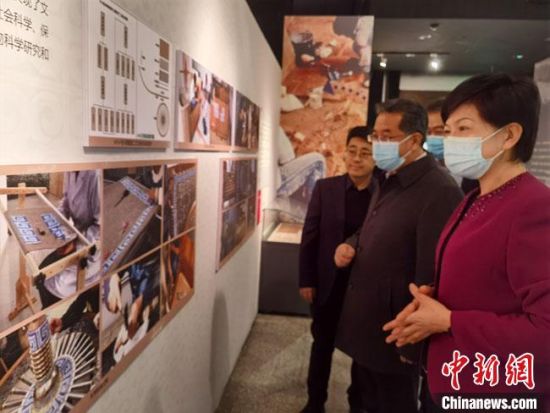 圖為展覽現(xiàn)場(chǎng)。　馮志軍 攝