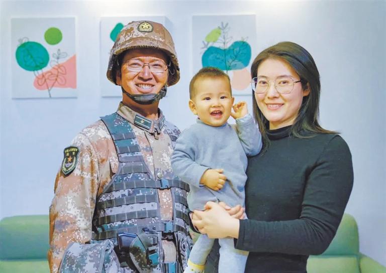 蘭州市退役軍人事務局舉行清明代祭掃儀式 陳紅軍烈士父親給兒子寫來寄語 “你是祖國的好兒女，也是我們的驕傲”